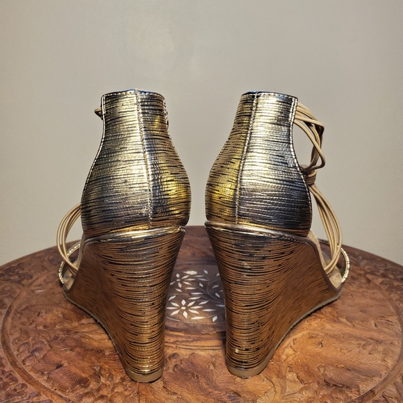 New York Transit Gold & Black Wedges - Picture 2 of 4